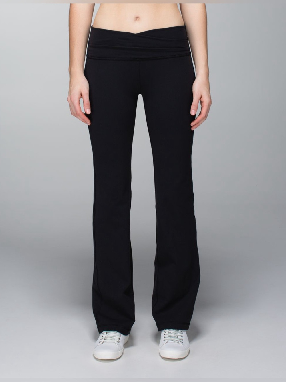 lululemon athletica Black Astro Pants Regular size 10 great condition